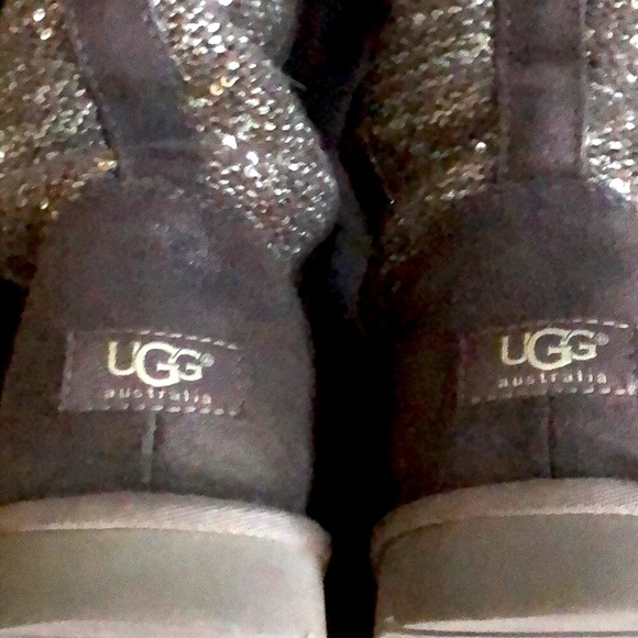 ❤️CLEARANCE🌺UGG Camaya Sequin Knit and Suede - Picture 5 of 11